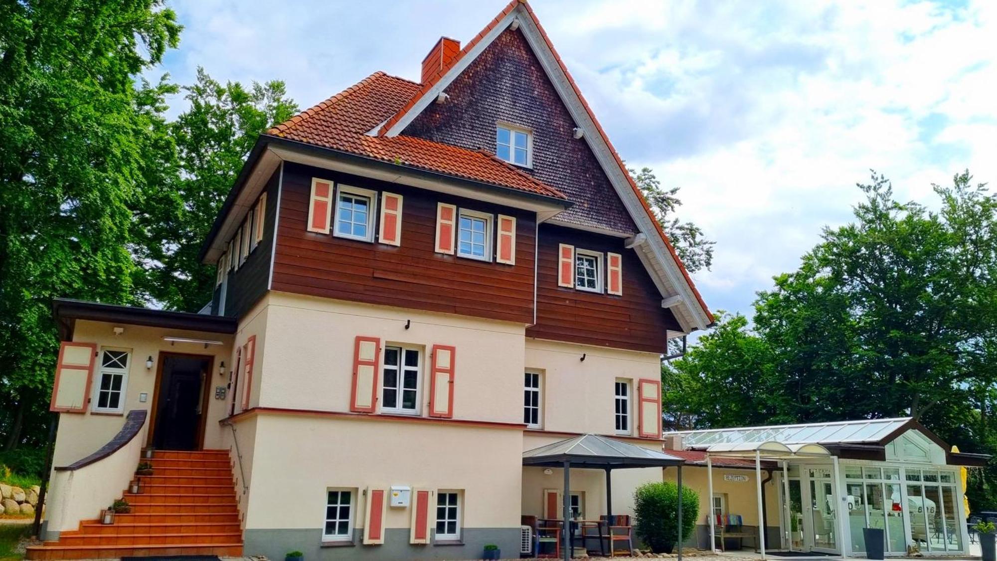 Strandhotel Lindequist Sellin (Rugen) Exterior foto